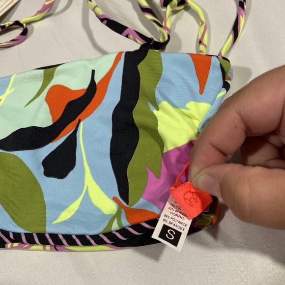 NWT Maaji [ Small ] Kamali Piazza Tie Strap Reversible Bikini Top‎ - Picture 9 of 10